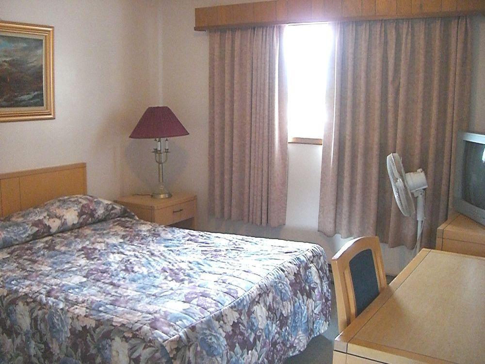 A-1 Alberni Inn Port Alberni Eksteriør billede