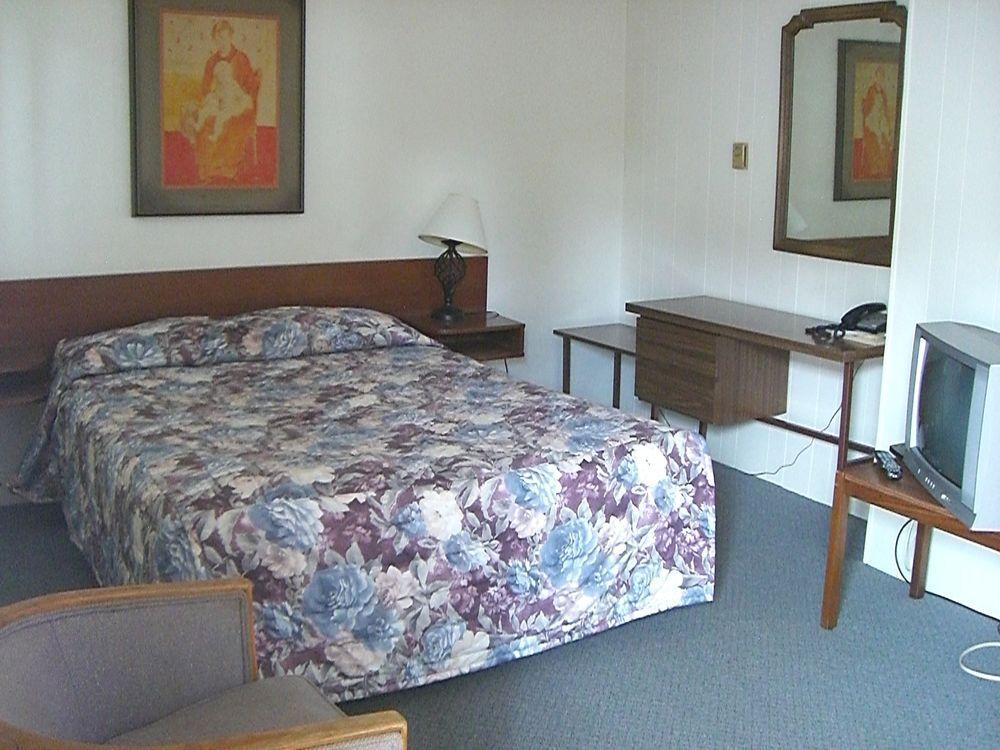 A-1 Alberni Inn Port Alberni Eksteriør billede
