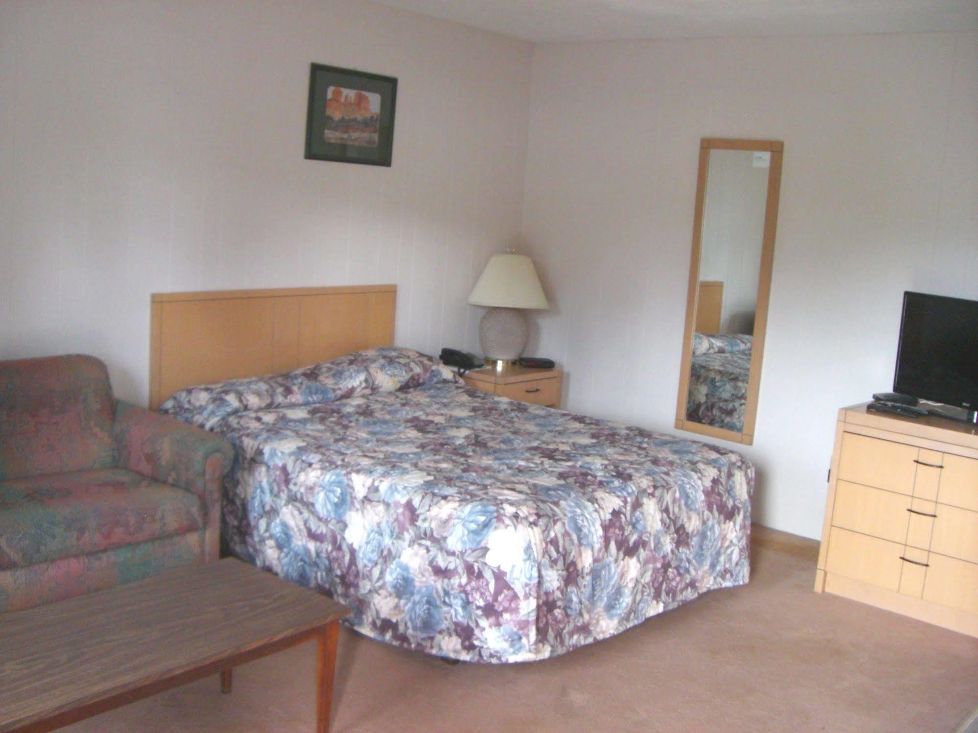 A-1 Alberni Inn Port Alberni Eksteriør billede