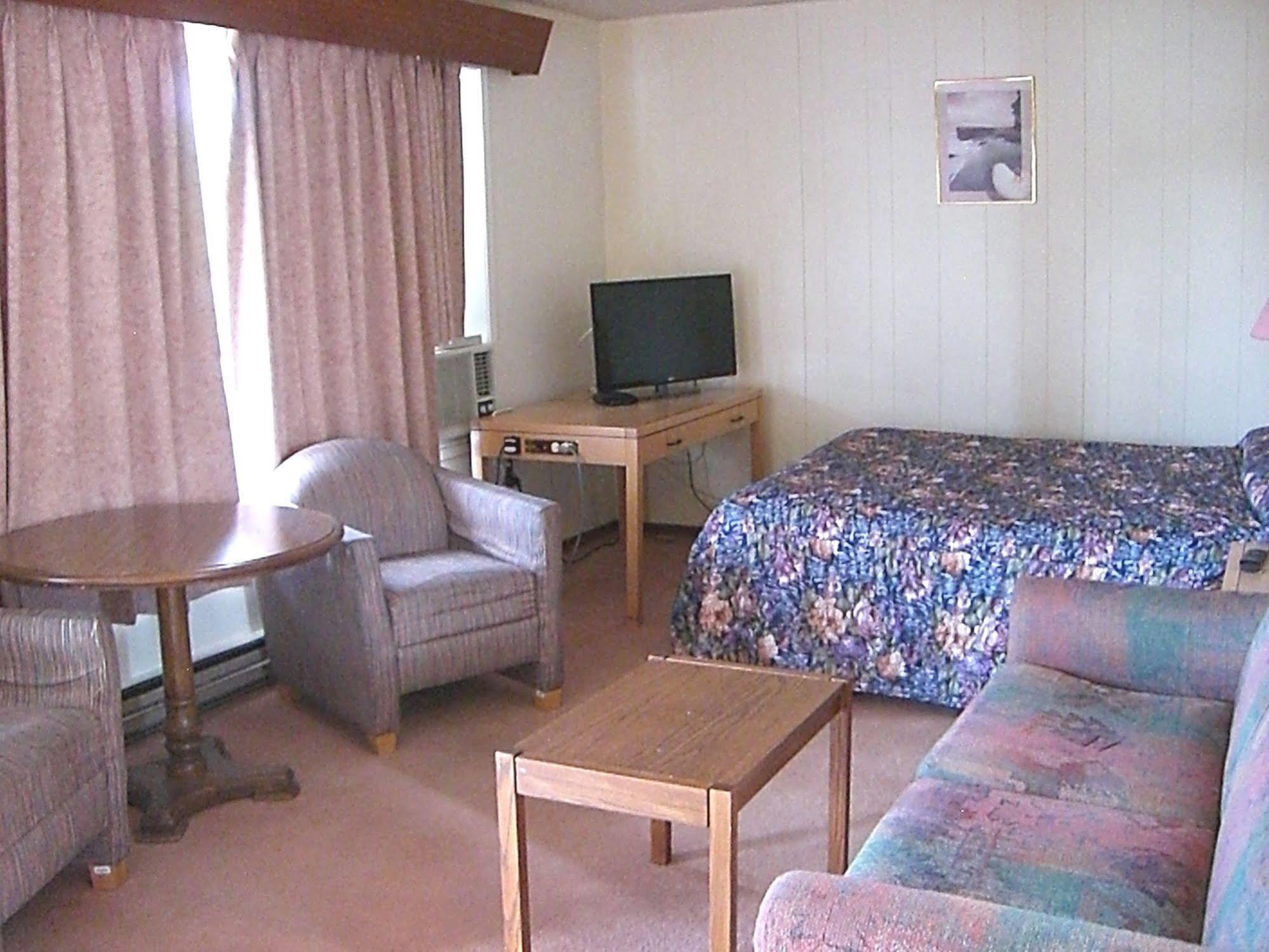 A-1 Alberni Inn Port Alberni Eksteriør billede